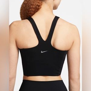 NIKE Women's Yoga Dri-FIT Luxe Cropped Tank Top